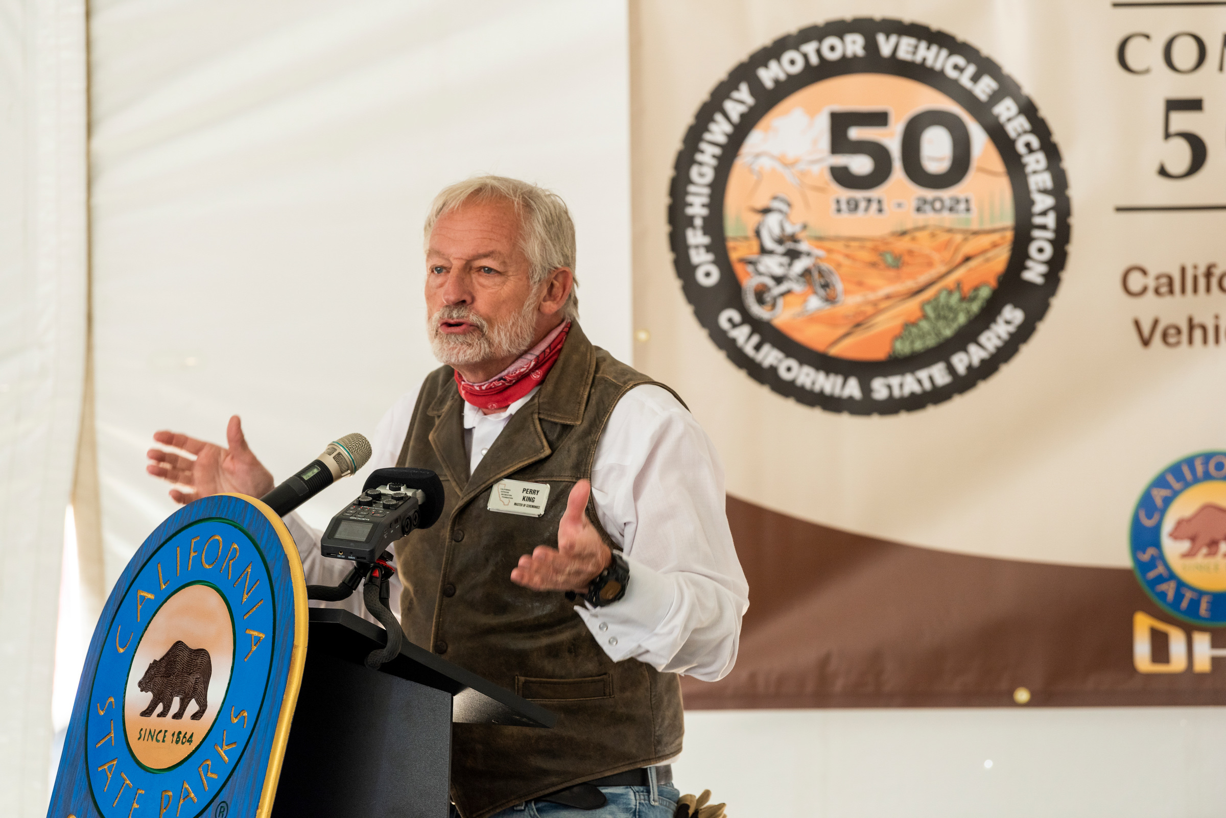 Master of Ceremonies - Actor and AMA Board member Perry King